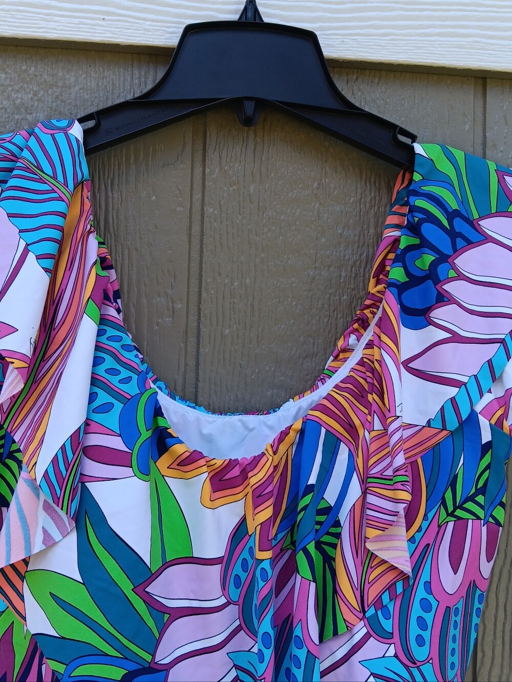 Trina Turk NWT Multi Color Tropical Print One Piece Swimsuit Size 20W - Picture 3 of 10